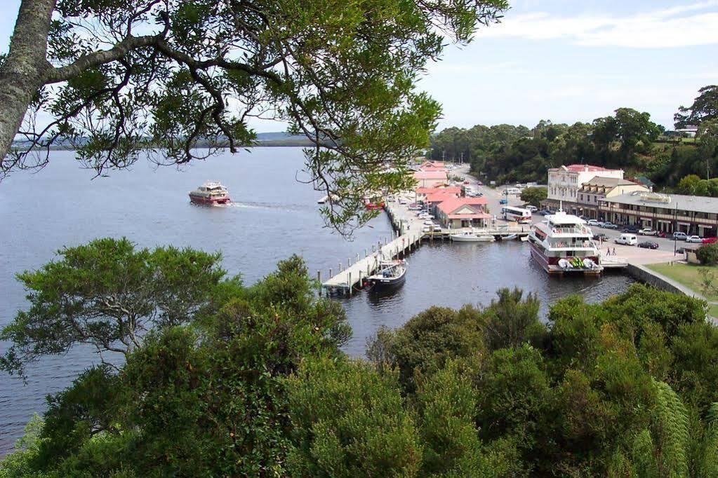 Strahan Bungalows Eksteriør billede